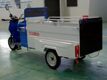 电动三轮两桶车1-3